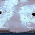 Comment enlever le calcaire sur un pot à bonsai ?